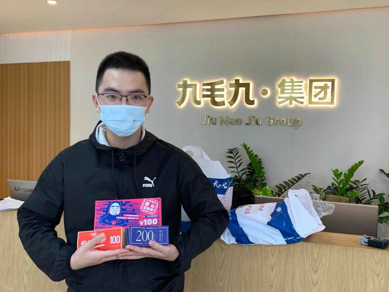 致敬英雄 · 暖爱广州 | 爱游戏ayx官网-爱游戏(中国)一站式服务官网在行动